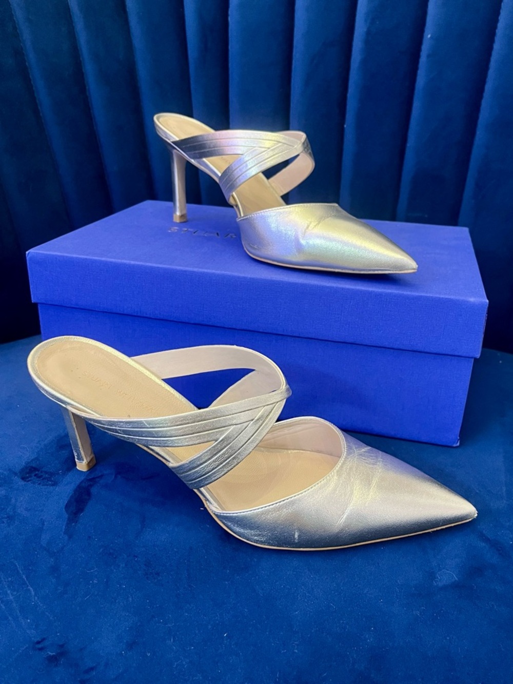 Stuart Weitzman Gold Iridescent Pointed-Toe Strappy Mule Stilettos - Picture 4 of 9